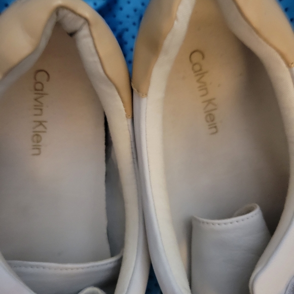 Calvin Klein  sneakers - Picture 2 of 5